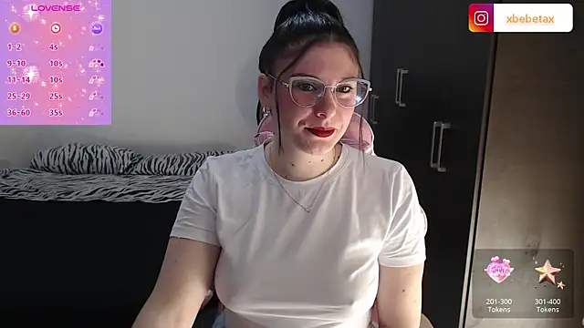 Snapshot of xxbbtaa chatting on 02-09-25, 08:13 xxbbtaa online show from 02-09-25, 08:13
