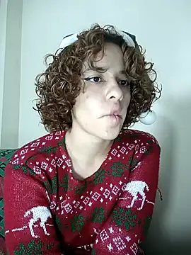 Snapshot of EmmaMelissa0521 chatting on 12-11-24, 03:05 EmmaMelissa0521 online show from 12-11-24, 03:05