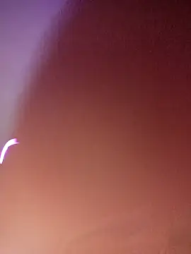 Snapshot of EmmaMelissa0521 chatting on 12-17-24, 10:54 EmmaMelissa0521 online show from 12-17-24, 10:54