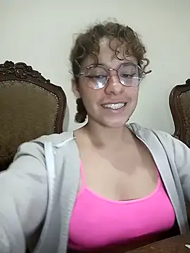 Snapshot of EmmaMelissa0521 chatting on 12-29-24, 09:41 EmmaMelissa0521 online show from 12-29-24, 09:41