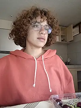 Snapshot of EmmaMelissa0521 chatting on 12-31-24, 07:07 EmmaMelissa0521 online show from 12-31-24, 07:07