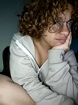 Snapshot of EmmaMelissa0521 chatting on 01-06-25, 08:03 EmmaMelissa0521 online show from 01-06-25, 08:03