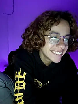 Snapshot of EmmaMelissa0521 chatting on 01-08-25, 05:27 EmmaMelissa0521 online show from 01-08-25, 05:27