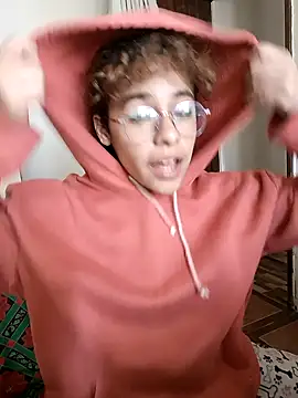 Snapshot of EmmaMelissa0521 chatting on 01-16-25, 08:14 EmmaMelissa0521 online show from 01-16-25, 08:14