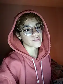 Snapshot of EmmaMelissa0521 chatting on 01-17-25, 03:23 EmmaMelissa0521 online show from 01-17-25, 03:23