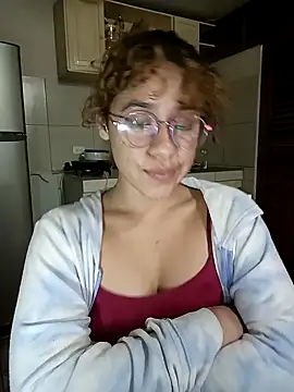 Snapshot of EmmaMelissa0521 chatting on 01-26-25, 12:37 EmmaMelissa0521 online show from 01-26-25, 12:37