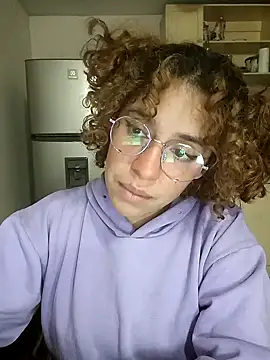 Snapshot of EmmaMelissa0521 chatting on 01-31-25, 12:17 EmmaMelissa0521 online show from 01-31-25, 12:17