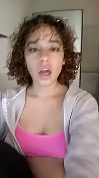 Snapshot of EmmaMelissa0521 chatting on 01-31-25, 07:51 EmmaMelissa0521 online show from 01-31-25, 07:51