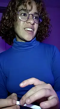 Snapshot of EmmaMelissa0521 chatting on 02-27-25, 04:20 EmmaMelissa0521 online show from 02-27-25, 04:20