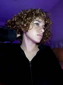 Snapshot of EmmaMelissa0521 chatting on 03-17-25, 03:14 EmmaMelissa0521 online show from 03-17-25, 03:14