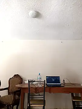 Snapshot of EmmaMelissa0521 chatting on 03-20-25, 04:53 EmmaMelissa0521 online show from 03-20-25, 04:53