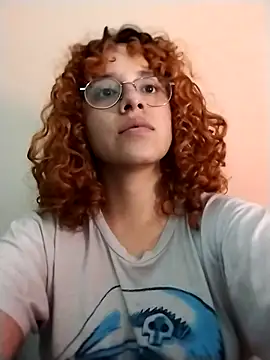 Snapshot of EmmaMelissa0521 chatting on 11-24-25, 10:53 EmmaMelissa0521 online show from 11-24-25, 10:53