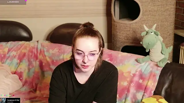 GamerGirl Eve online show from 03-08-26, 06:44