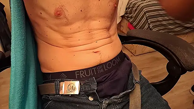 Snapshot of Danyell_K287 chatting on 10-17-25, 08:33 Danyell K287 online show from 10-17-25, 08:33