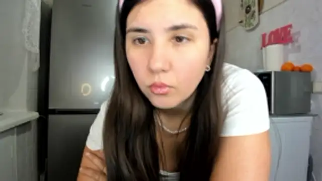 MiaMarrone online show from 01-08-26, 09:28