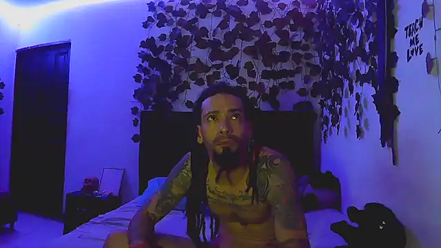 Snapshot of caribbeanlover1 chatting on 01-08-26, 04:26 caribbeanlover1 online show from 01-08-26, 04:26