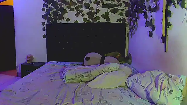 Snapshot of caribbeanlover1 chatting on 02-23-26, 02:20 caribbeanlover1 online show from 02-23-26, 02:20