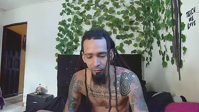 caribbeanlover1 online show from 04-02-26, 01:31