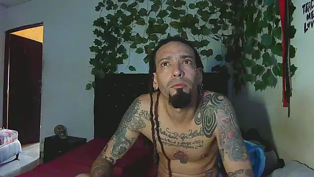 Snapshot of caribbeanlover1 chatting on 05-07-26, 07:19 caribbeanlover1 online show from 05-07-26, 07:19