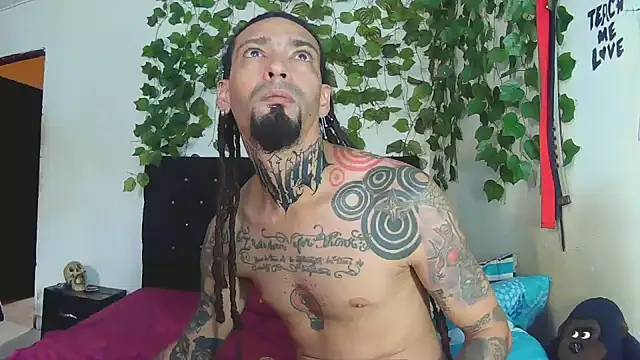 Snapshot of caribbeanlover1 chatting on 05-15-26, 02:02 caribbeanlover1 online show from 05-15-26, 02:02