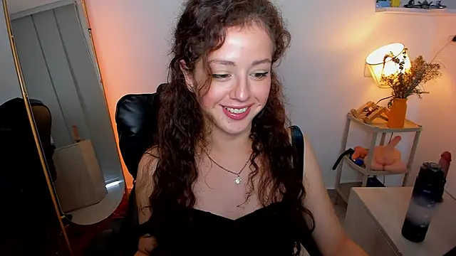 Cassandra Caiin online show from 12-01-25, 10:04