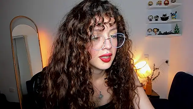 Snapshot of Cassandra_Caiin chatting on 03-30-26, 06:47 Cassandra Caiin online show from 03-30-26, 06:47