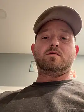 Snapshot of smokeymt420 chatting on 03-11-26, 05:13 smokeymt420 online show from 03-11-26, 05:13