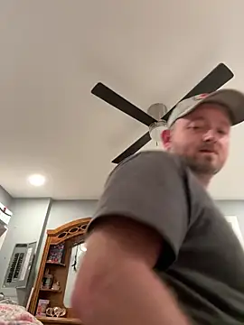 Snapshot of smokeymt420 chatting on 03-11-26, 07:42 smokeymt420 online show from 03-11-26, 07:42