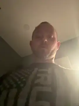 Snapshot of smokeymt420 chatting on 03-12-26, 08:31 smokeymt420 online show from 03-12-26, 08:31