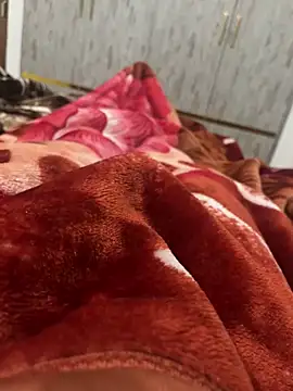 Snapshot of bigshow112 chatting on 12-05-24, 08:22 bigshow112 online show from 12-05-24, 08:22