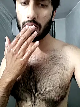 Snapshot of SimplyKarthik09 chatting on 02-05-26, 04:00 SimplyKarthik09 online show from 02-05-26, 04:00