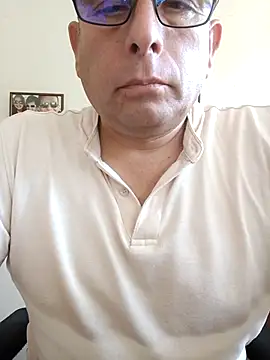 chicoguapo8 online show from 03-07-26, 08:39