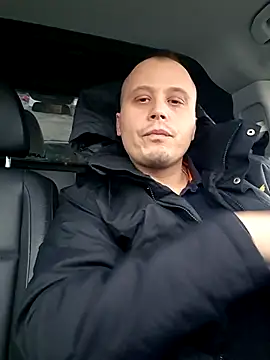 Snapshot of Tiressias chatting on 10-26-25, 12:33 Tiressias online show from 10-26-25, 12:33