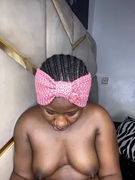 Snapshot of catty3232 chatting on 11-12-25, 10:37 catty3232 online show from 11-12-25, 10:37