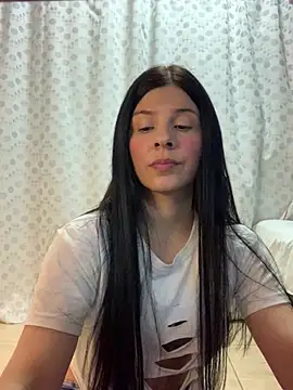 Estefani 32 online show from 03-23-26, 08:24