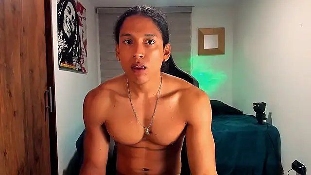 Snapshot of Liam_V chatting on 01-23-25, 09:39 Liam V online show from 01-23-25, 09:39