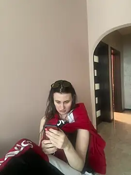 Flossy Vettie online show from 04-13-26, 04:01