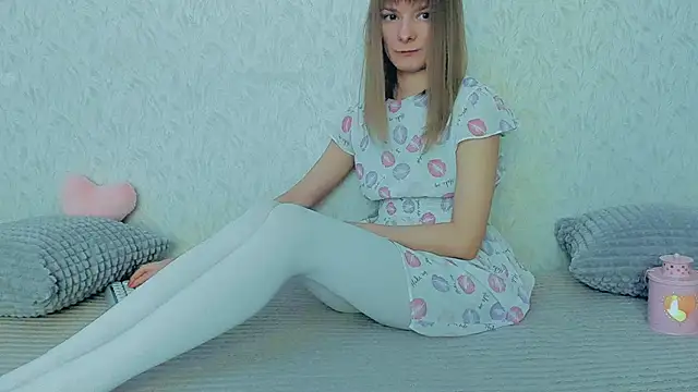 Snapshot of YourCaramel chatting on 02-16-25, 05:04 YourCaramel online show from 02-16-25, 05:04