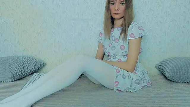 Snapshot of YourCaramel chatting on 02-25-25, 12:24 YourCaramel online show from 02-25-25, 12:24