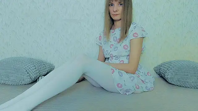 Snapshot of YourCaramel chatting on 03-03-25, 11:44 YourCaramel online show from 03-03-25, 11:44