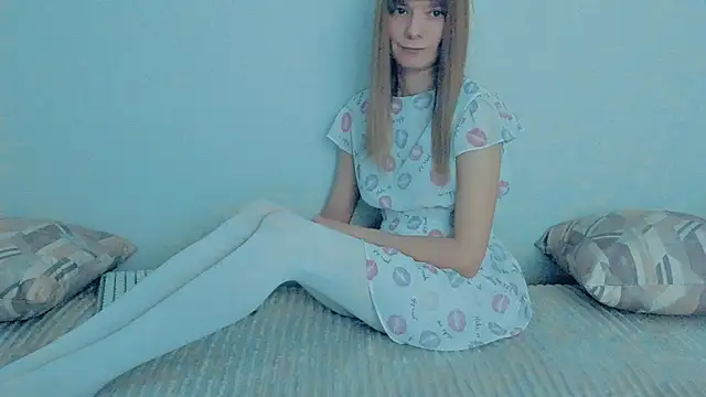 Snapshot of YourCaramel chatting on 11-03-25, 03:41 YourCaramel online show from 11-03-25, 03:41