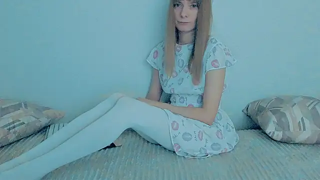 Snapshot of YourCaramel chatting on 11-04-25, 03:38 YourCaramel online show from 11-04-25, 03:38