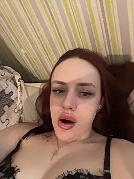 Snapshot of Lisaaan chatting on 03-03-26, 12:22 Lisaaan online show from 03-03-26, 12:22