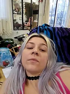 ScarletCallings420 online show from 12-23-24, 12:25