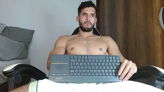 Snapshot of Noah_jhonsonn chatting on 01-11-25, 05:18 Noah jhonsonn online show from 01-11-25, 05:18