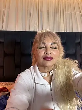 Snapshot of scarlett_sexx69 chatting on 11-07-25, 11:43 scarlett sexx69 online show from 11-07-25, 11:43