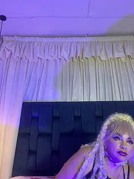 Snapshot of scarlett_sexx69 chatting on 11-13-25, 11:31 scarlett sexx69 online show from 11-13-25, 11:31