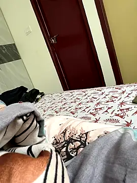 Snapshot of Greekartsguru chatting on 10-12-25, 05:17 Greekartsguru online show from 10-12-25, 05:17