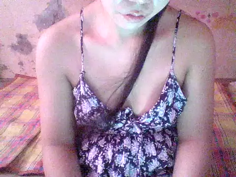 Snapshot of spankmybootyxxx chatting on 10-19-25, 03:29 spankmybootyxxx online show from 10-19-25, 03:29