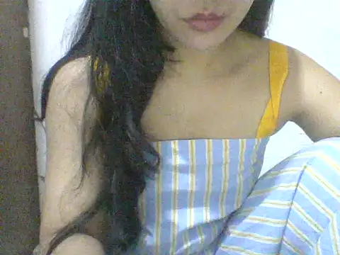 Snapshot of spankmybootyxxx chatting on 10-29-25, 08:43 spankmybootyxxx online show from 10-29-25, 08:43